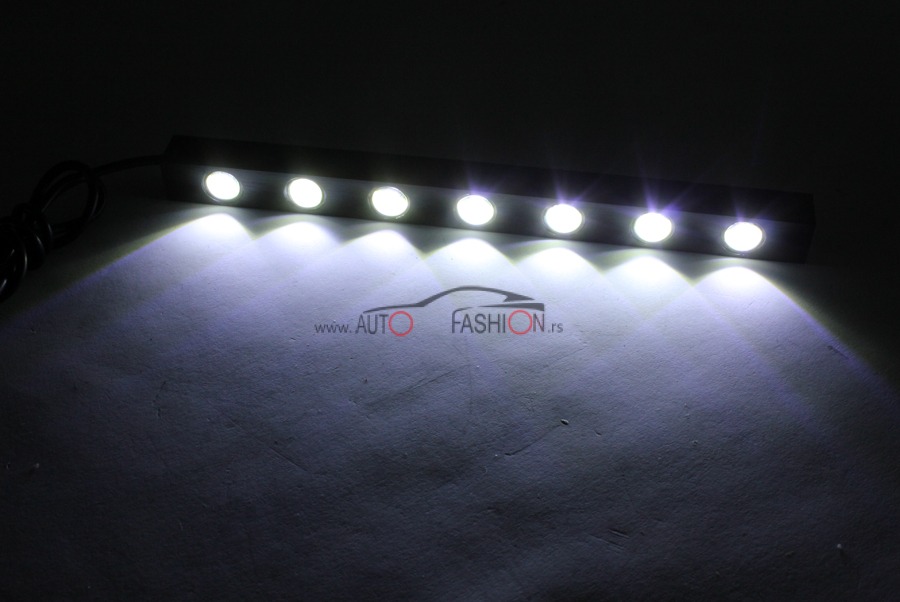 LED dnevno svetlo 7 dioda